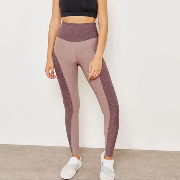 Nike Women`s Sculpt Hyper Tight Fit High Rise Training Tights SZ XS - Picture 1 of 6